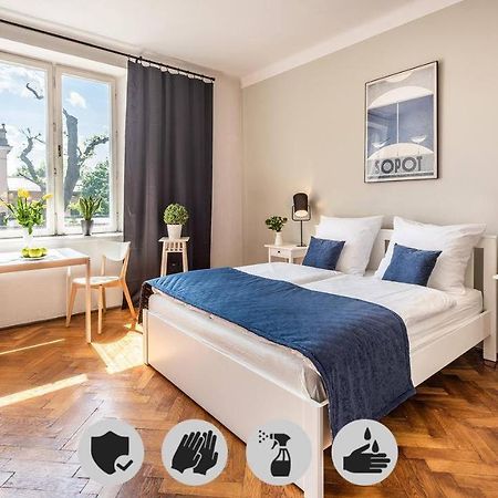 Sereno Apartments Cracovie Extérieur photo