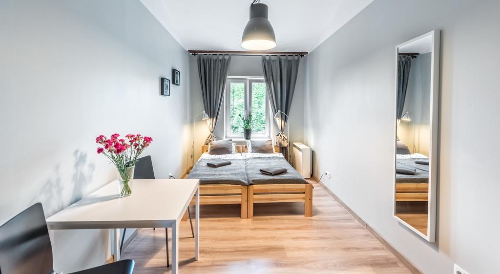 Sereno Apartments Cracovie Extérieur photo