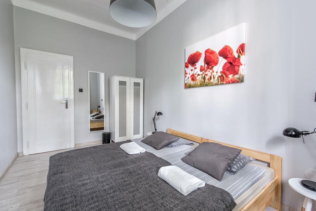 Sereno Apartments Cracovie Extérieur photo