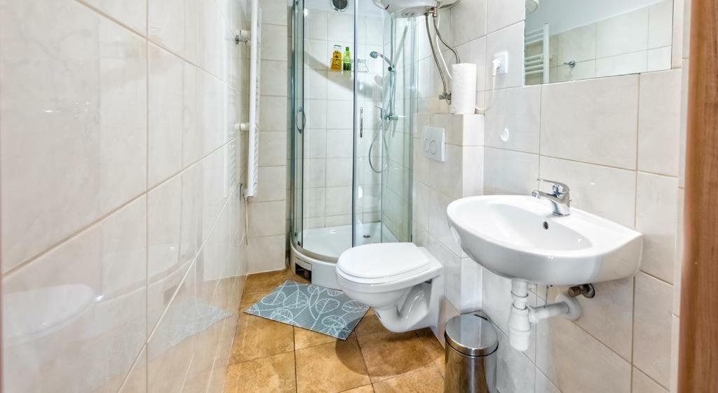 Sereno Apartments Cracovie Extérieur photo